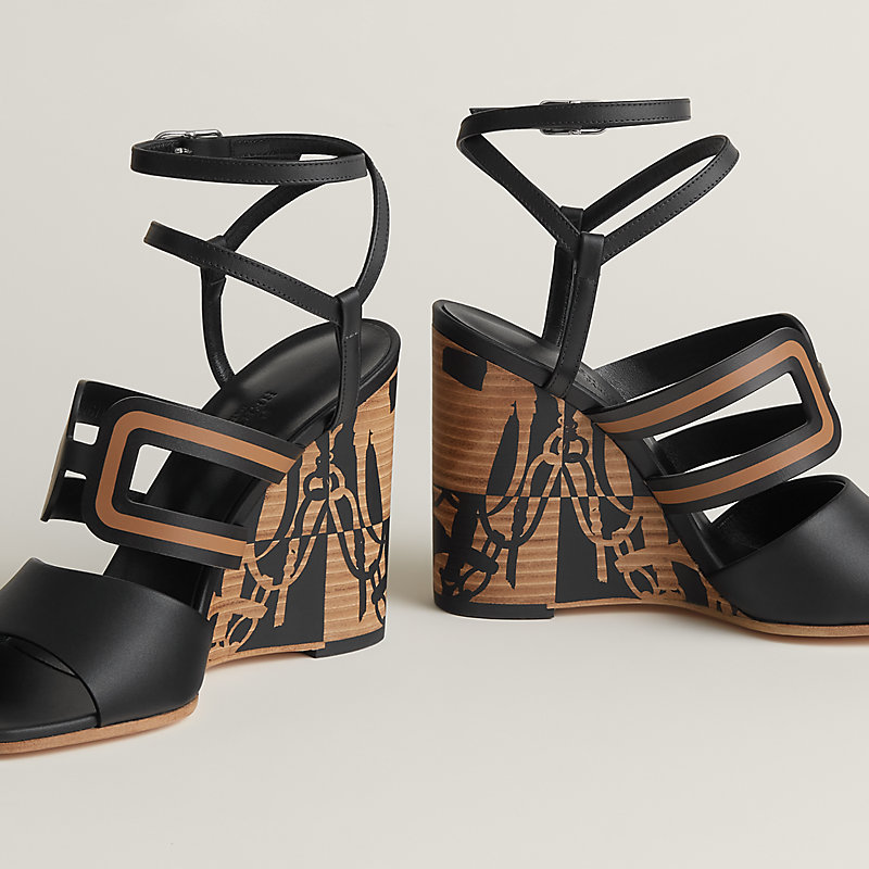 お洒落エスニックコーデに♪【HERMES】Klara 100 サンダル Klara 100 sandal | Hermès USA
